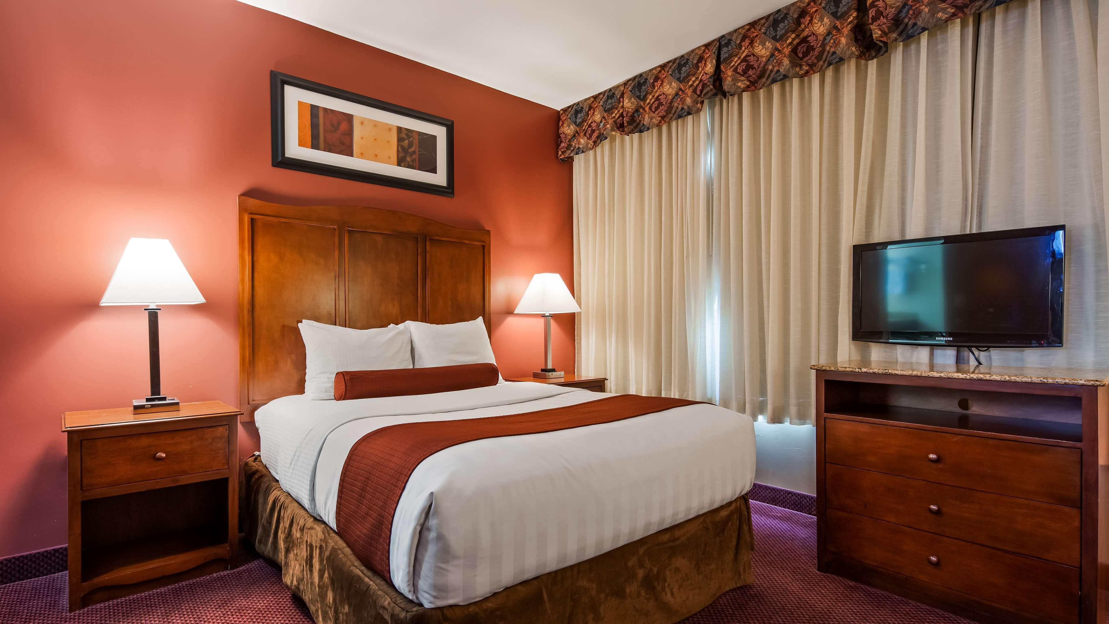 Best Western Plus Hannaford Inn & Suites Kenwood Eksteriør bilde