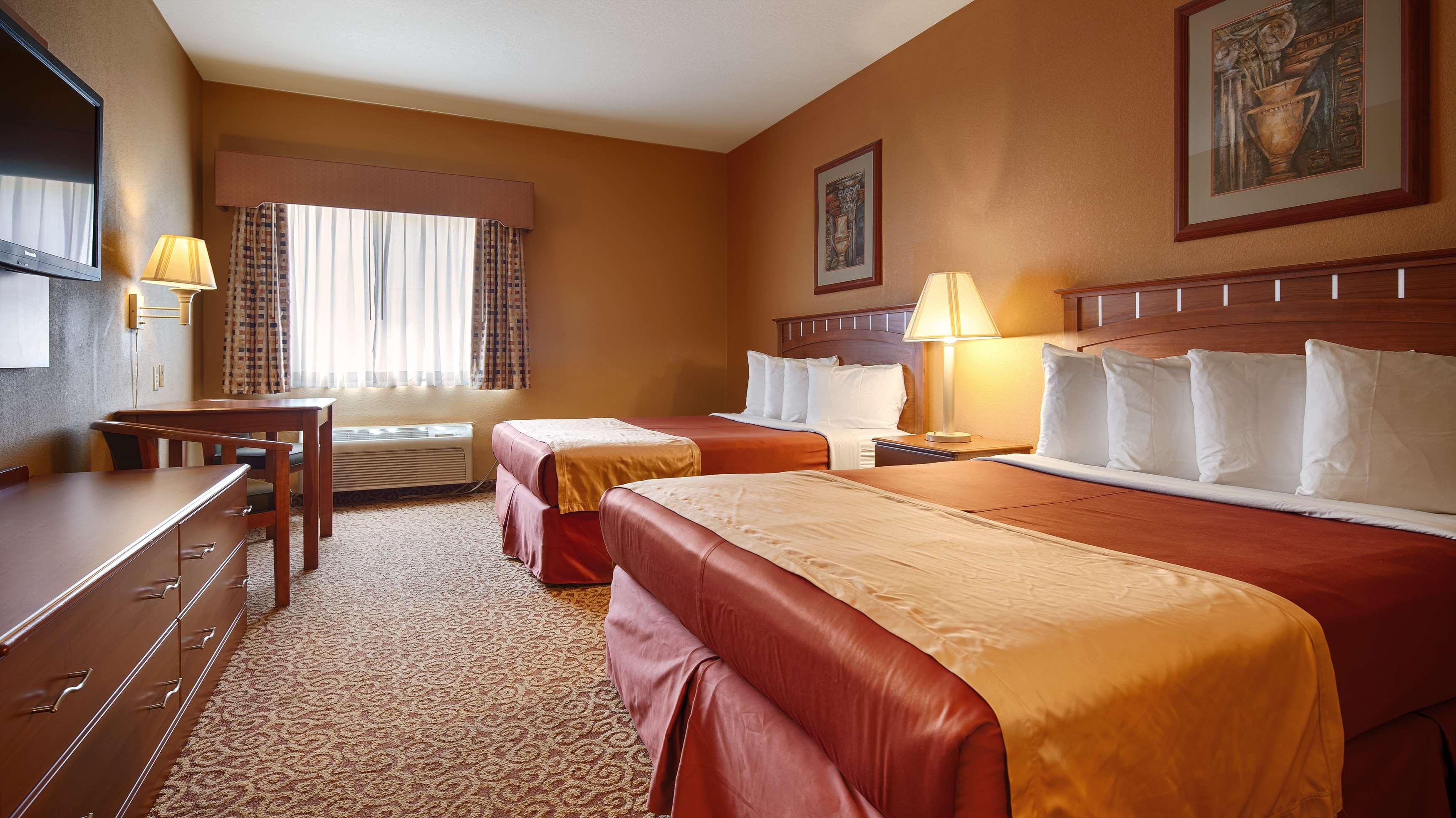Best Western Plus Hannaford Inn & Suites Kenwood Eksteriør bilde