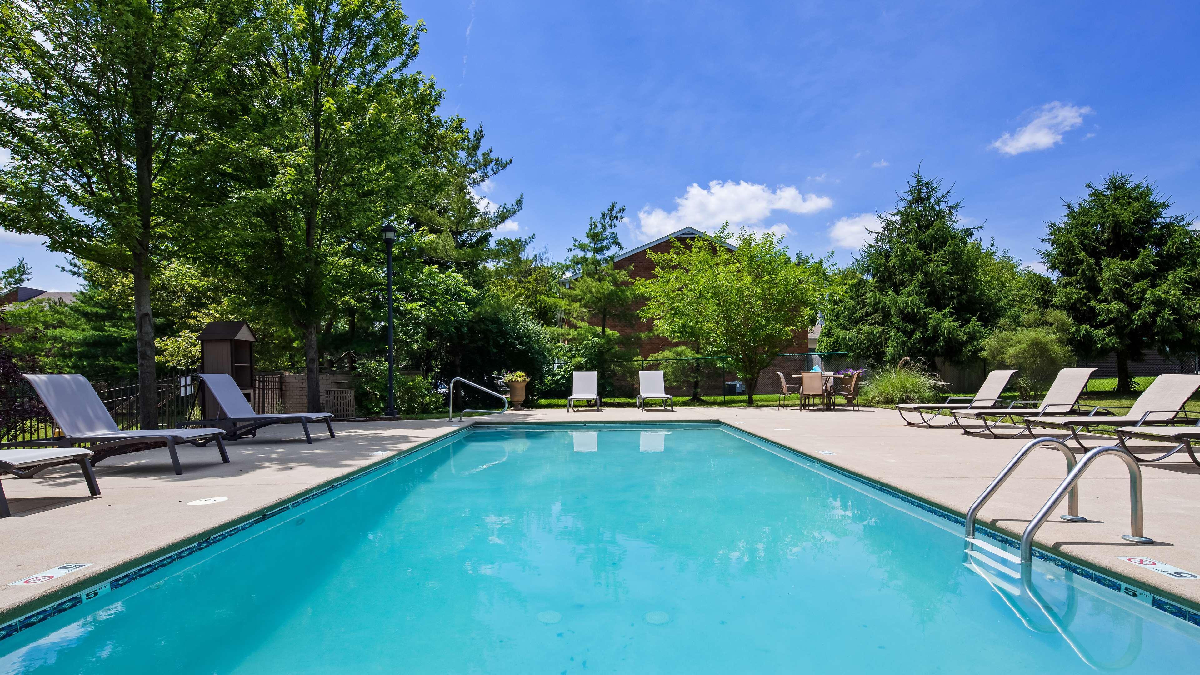 Best Western Plus Hannaford Inn & Suites Kenwood Eksteriør bilde