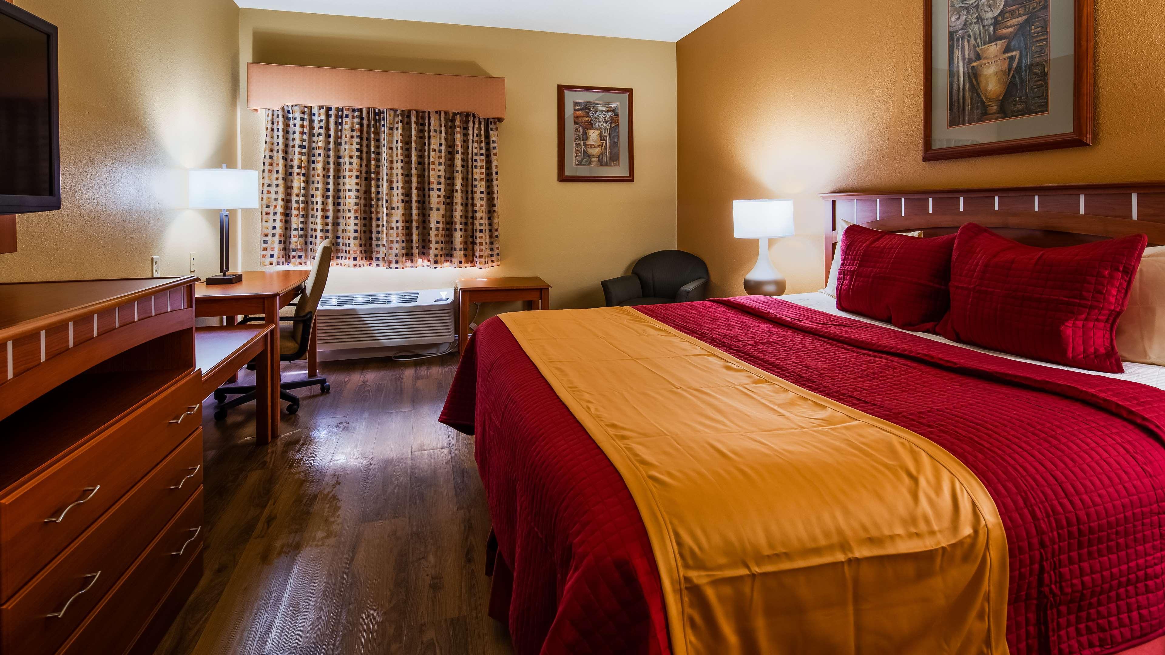 Best Western Plus Hannaford Inn & Suites Kenwood Eksteriør bilde